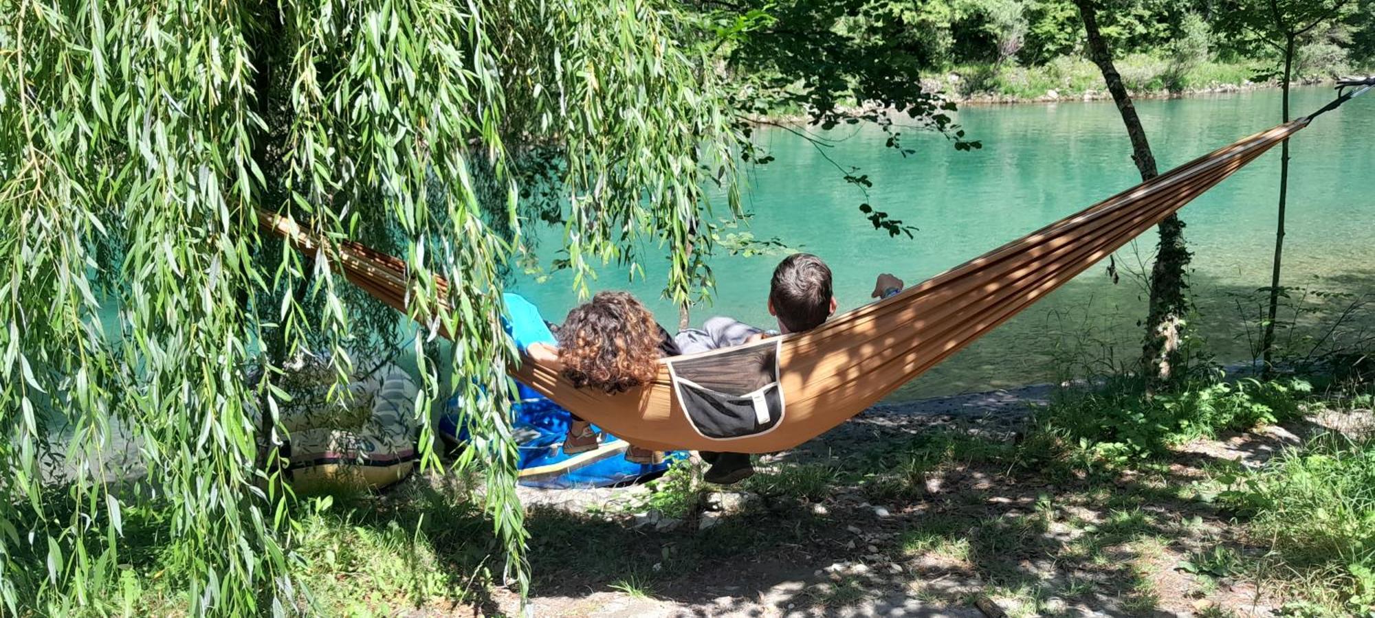 ホテル Rafting Camp Encijan フォチャ エクステリア 写真