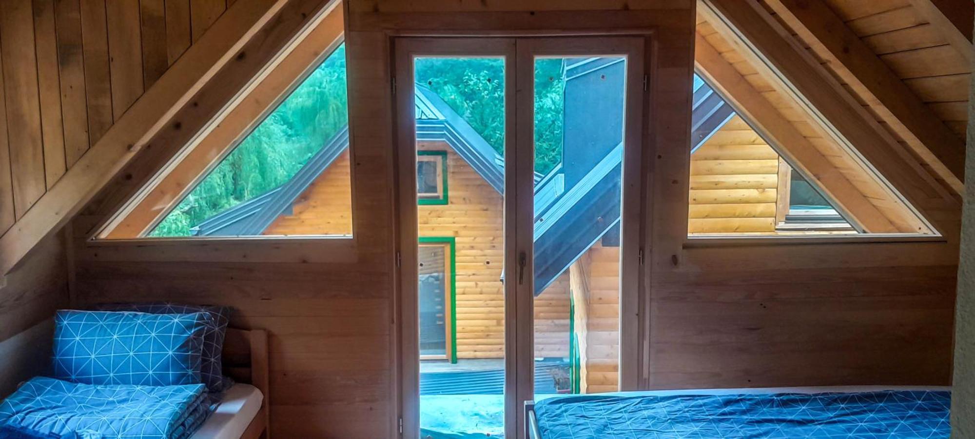 ホテル Rafting Camp Encijan フォチャ エクステリア 写真